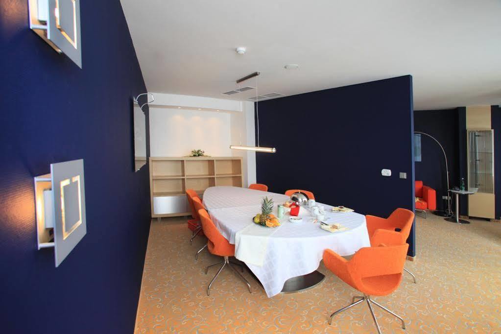 Orea Hotel Atrium Отроковице Экстерьер фото