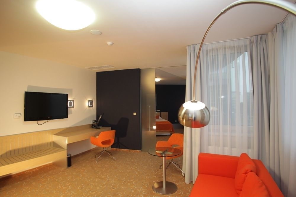 Orea Hotel Atrium Отроковице Экстерьер фото