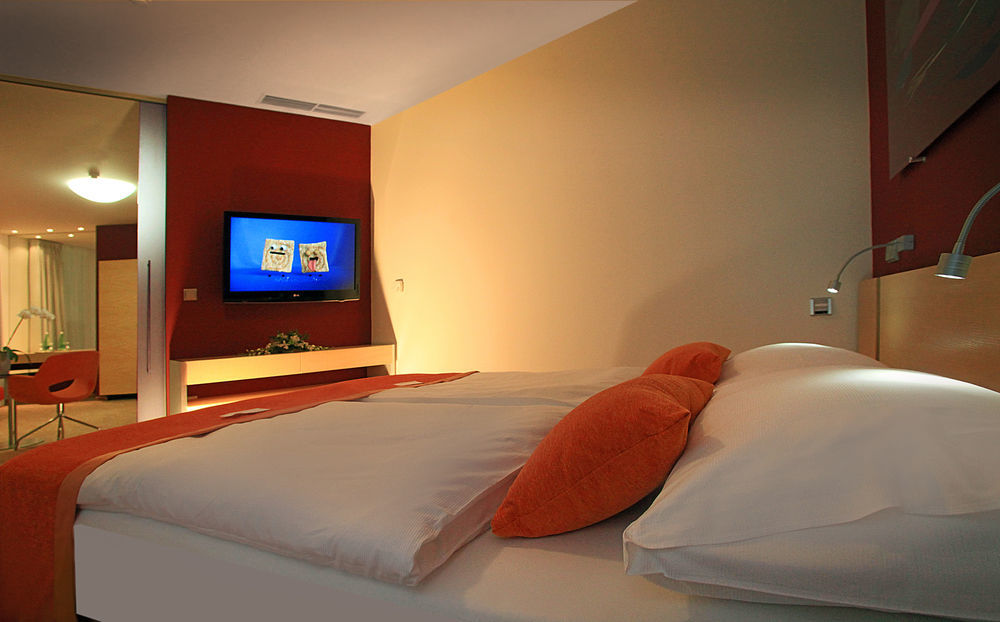 Orea Hotel Atrium Отроковице Экстерьер фото